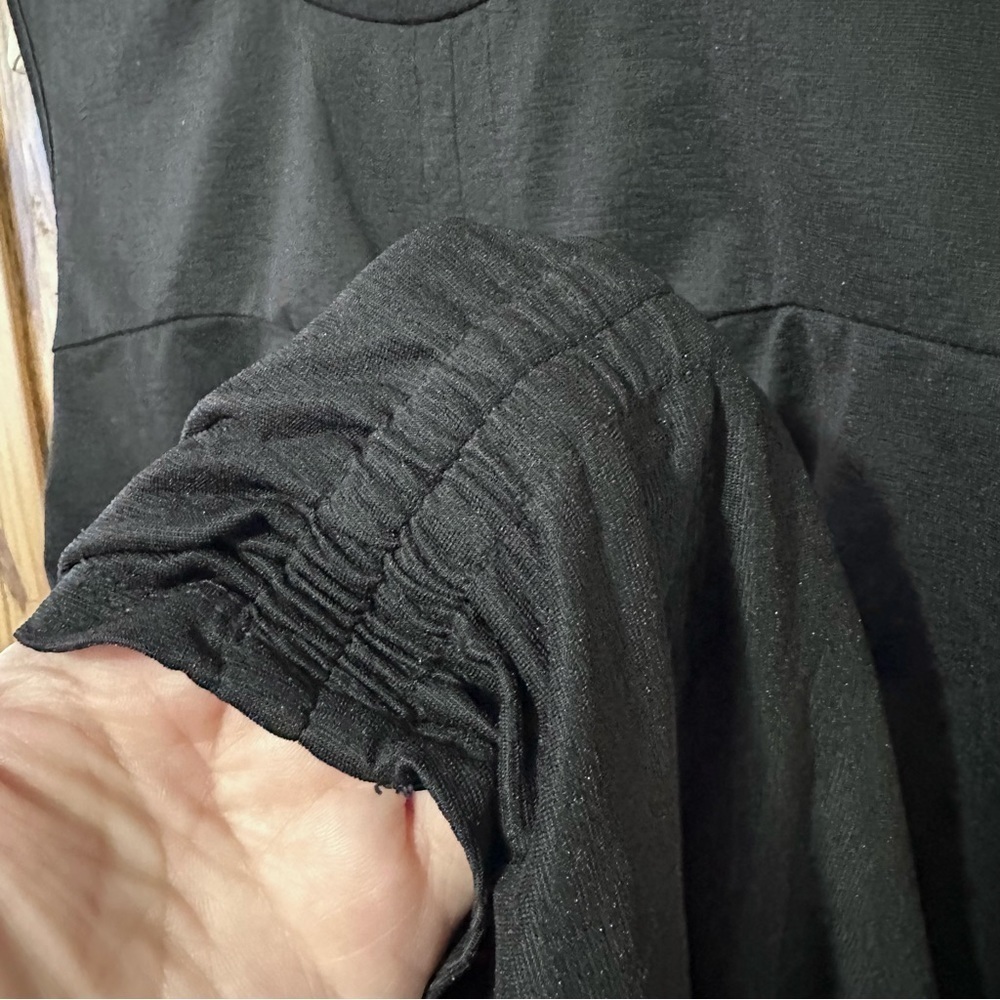 Black Ruched Stretchy Sleeveless Top Blouse - Picture 3 of 3